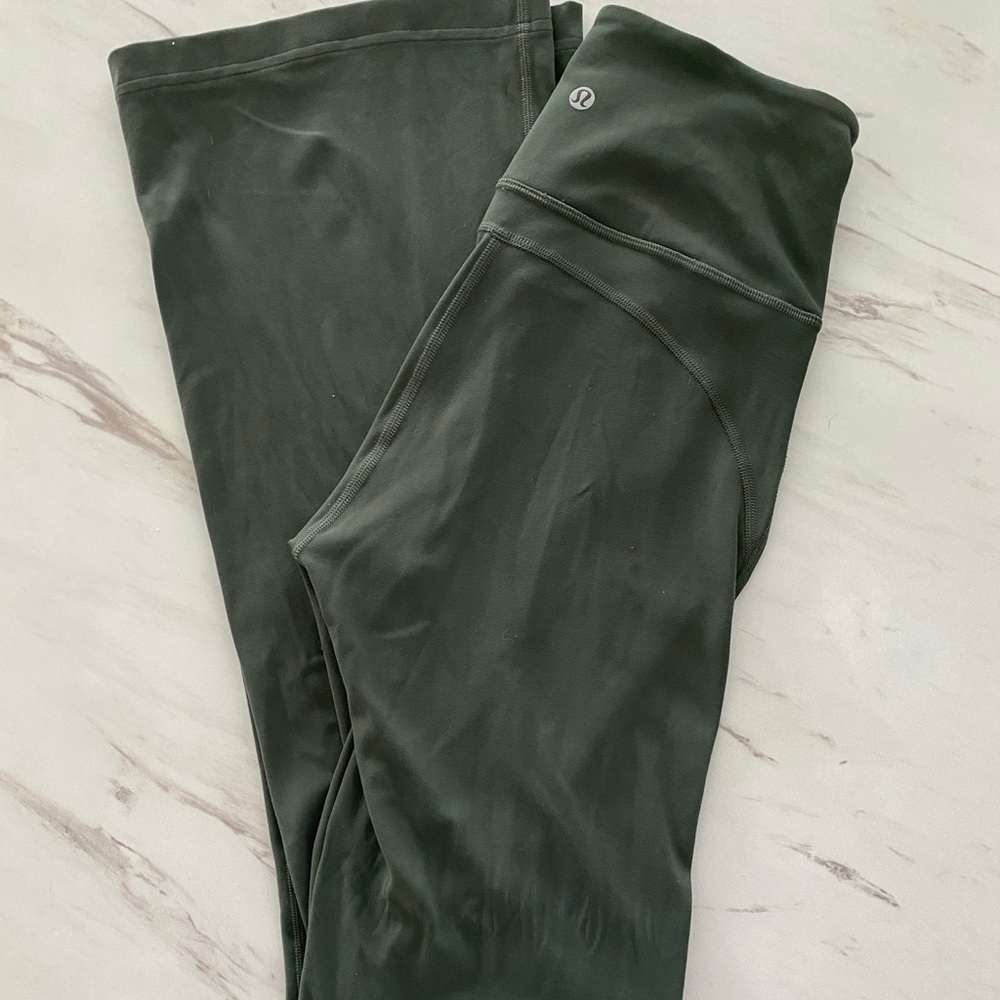 Lululemon Groove Pant in Smoked Spruce